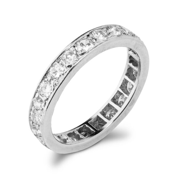 Eternity diamantring (0,69 ct.), hvitt gull