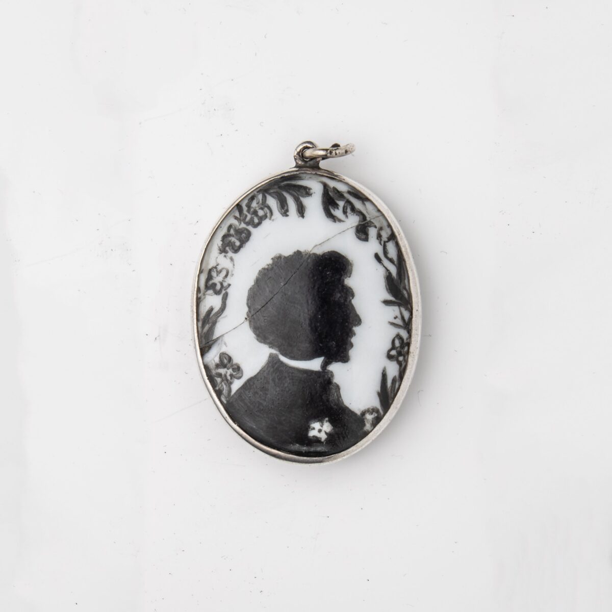 Medaljong, sølv, porselen - Bilde 2
