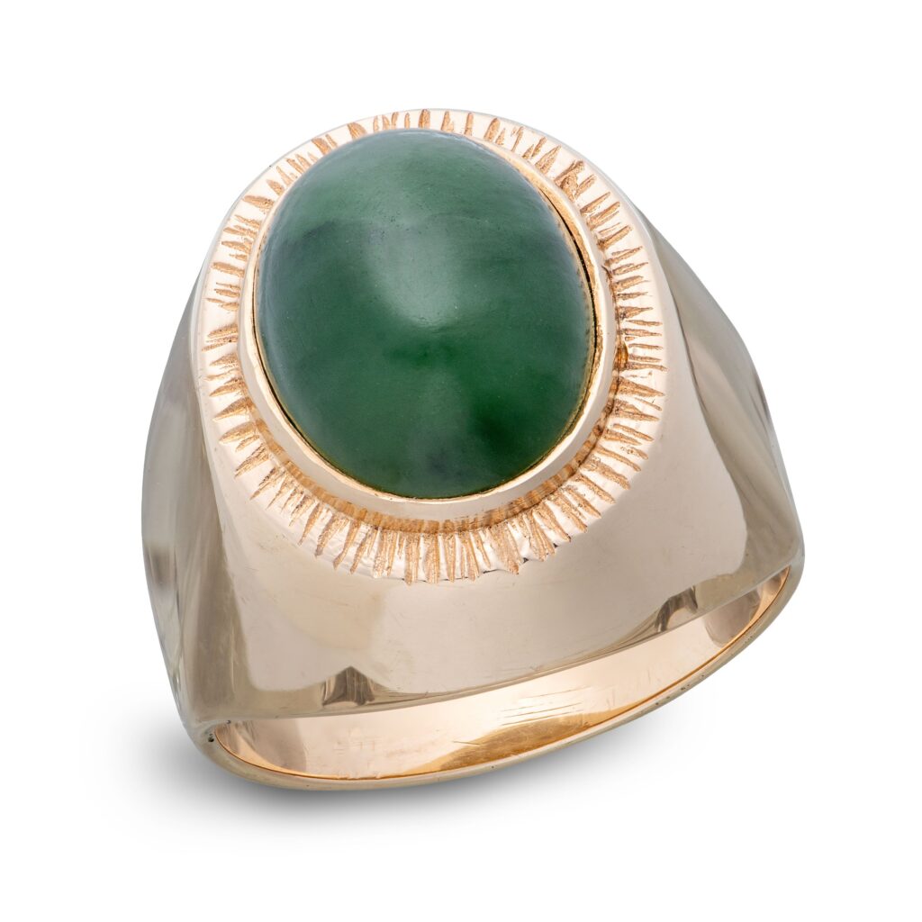 Ring, gult gull, jade (nefritt)