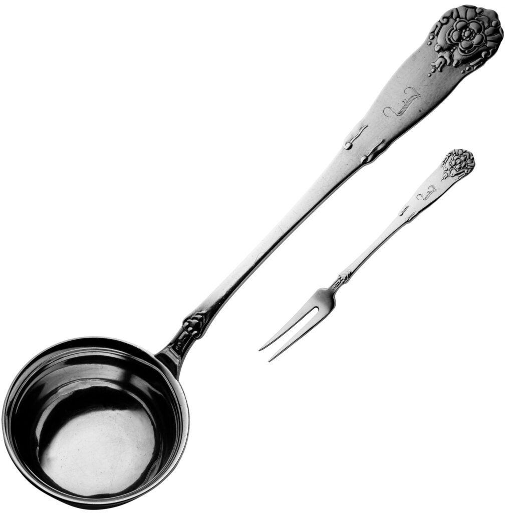 Gravert Hardanger suppeøse + koldtgaffel 32,5 cm