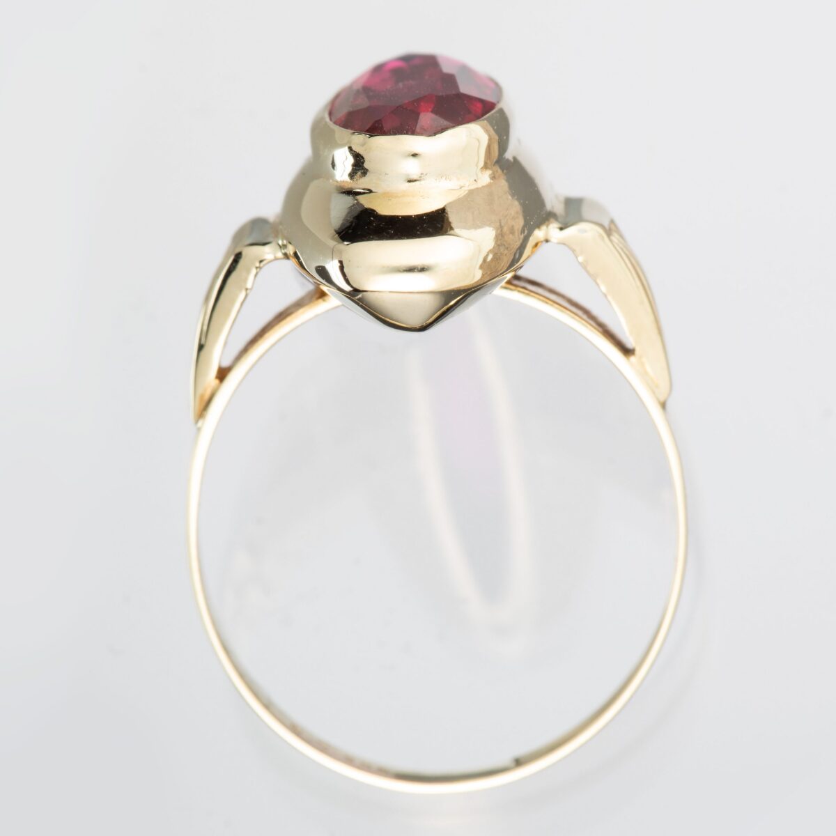 Ring, gult gull, synt. rubin - Bilde 2