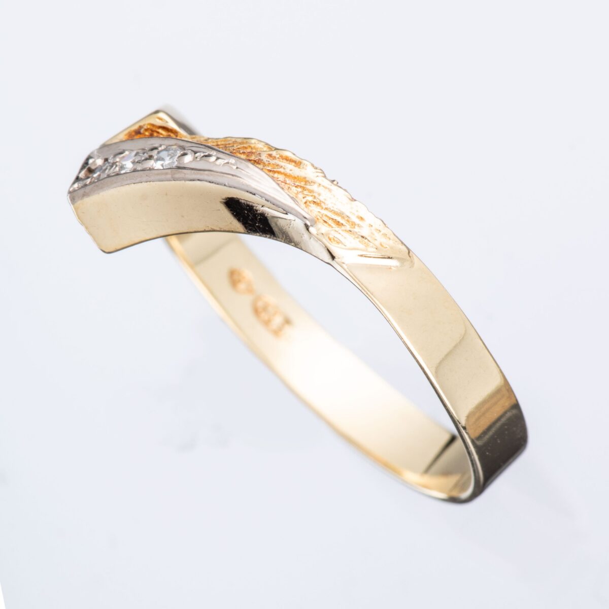 Ring, gult gull, diamanter (0,02 ct.) - Bilde 4