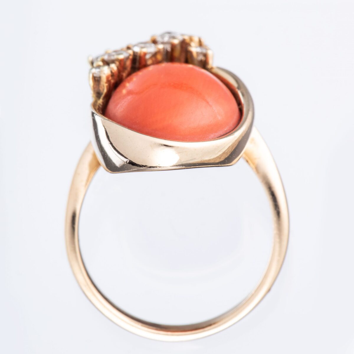 Ring, gult gull, rød korall, diamanter (0,39 ct.) - Bilde 2
