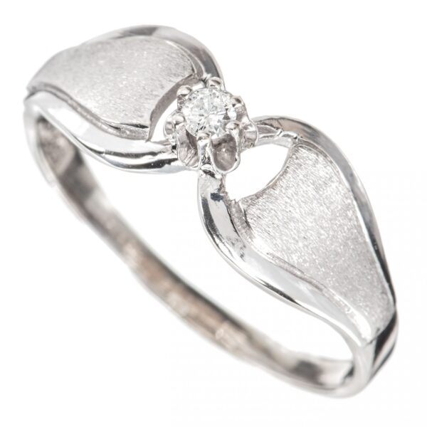 Ring, hvitt gull, diamant (0,05 ct.)