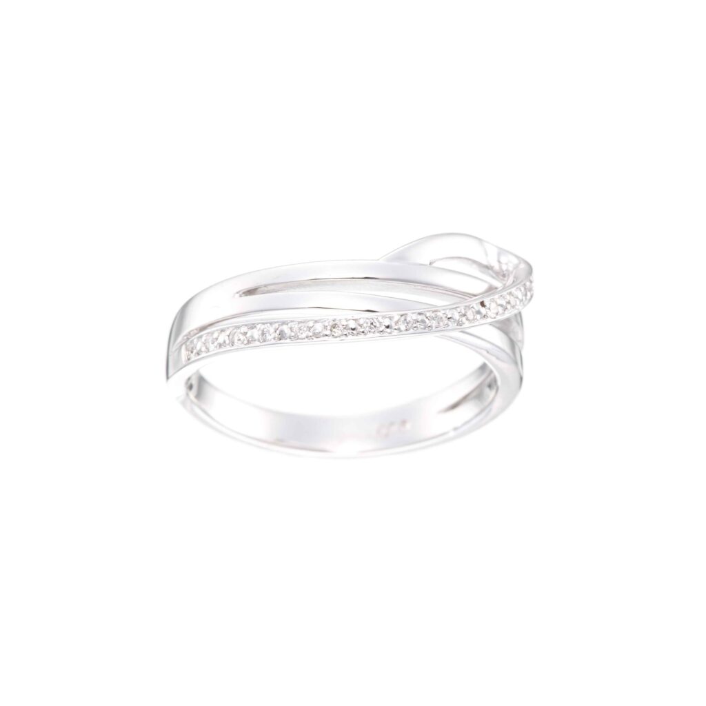 Ring, hvitt gull, diamanter (0,06 ct.)