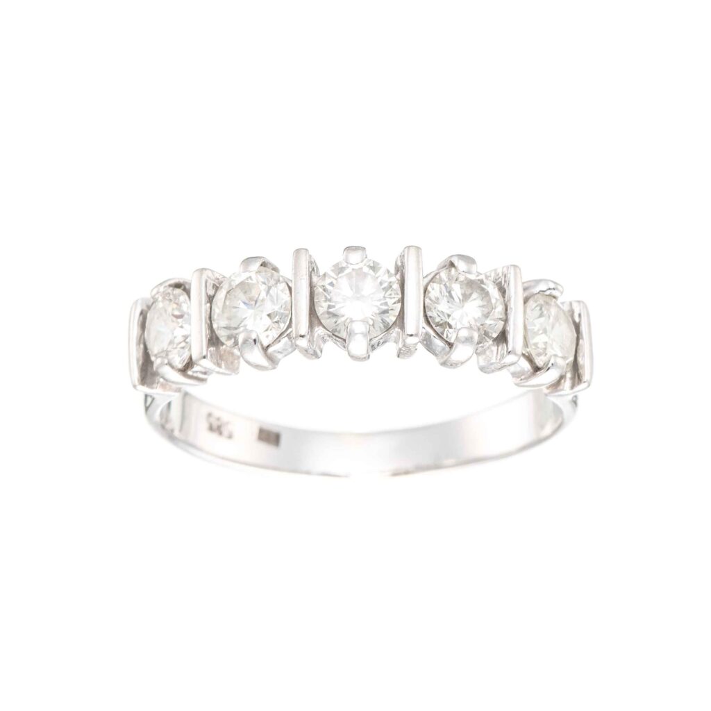 Diamantring (1,00 ct.), hvitt gull