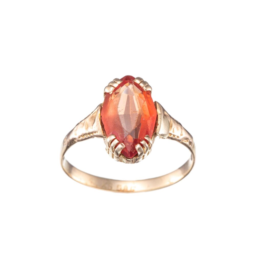 Antikk ildopal ring, gult gull
