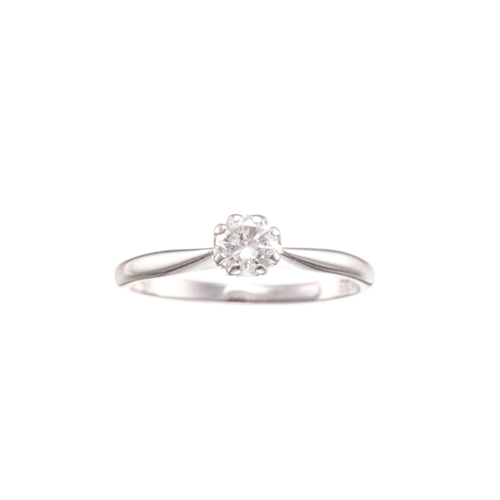 Diamantring (0,33 ct.), hvitt gull