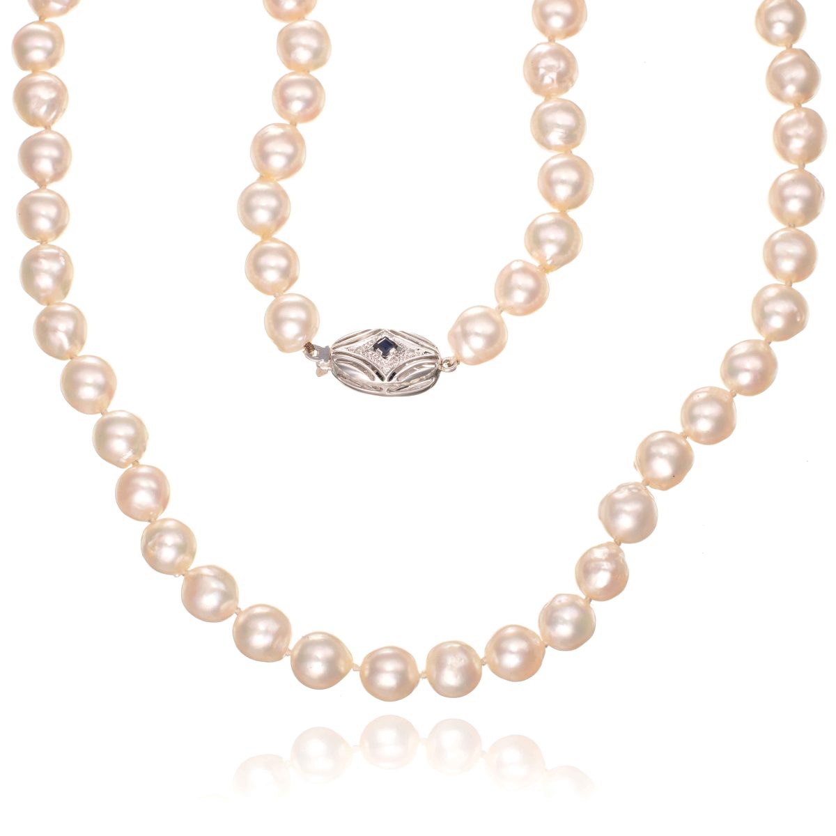 Perle collier, hvitt gull, safir, diamanter (0,02 ct.)