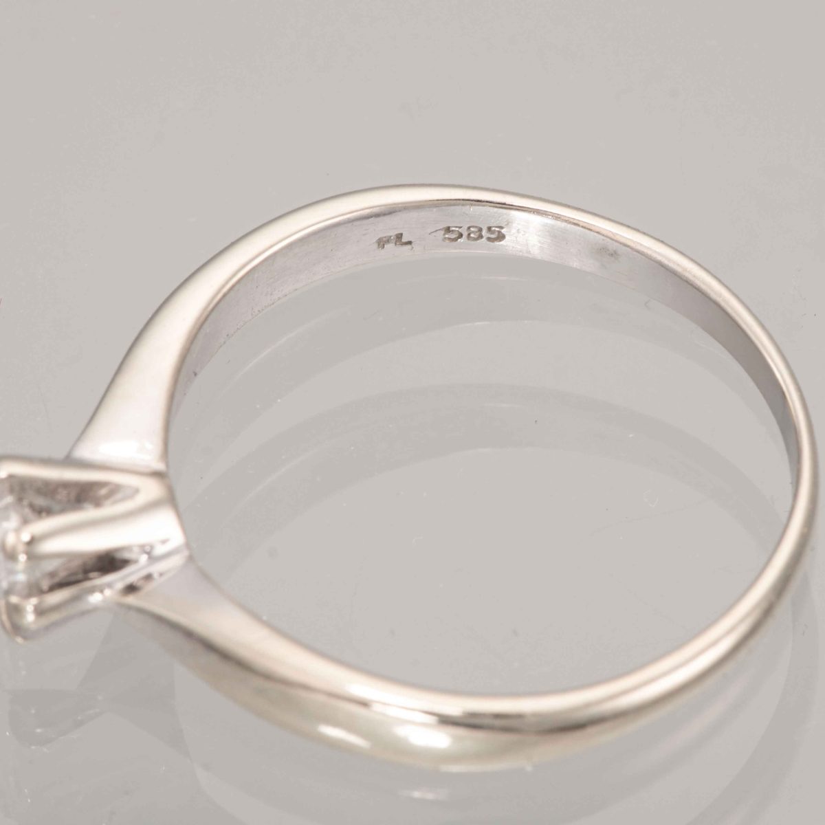 Diamantring (0,10 ct.), hvitt gull - Bilde 3