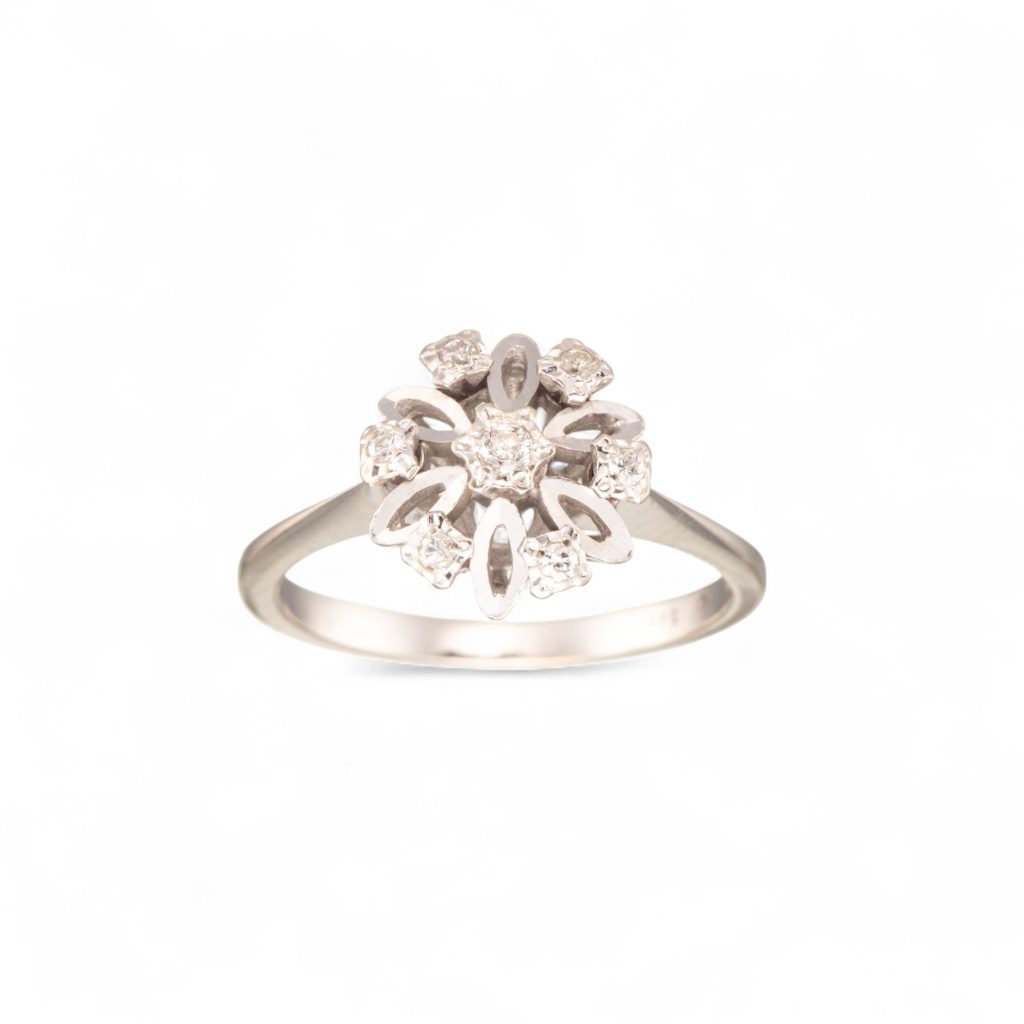 Rosett diamantring (0,08 ct.), hvitt gull