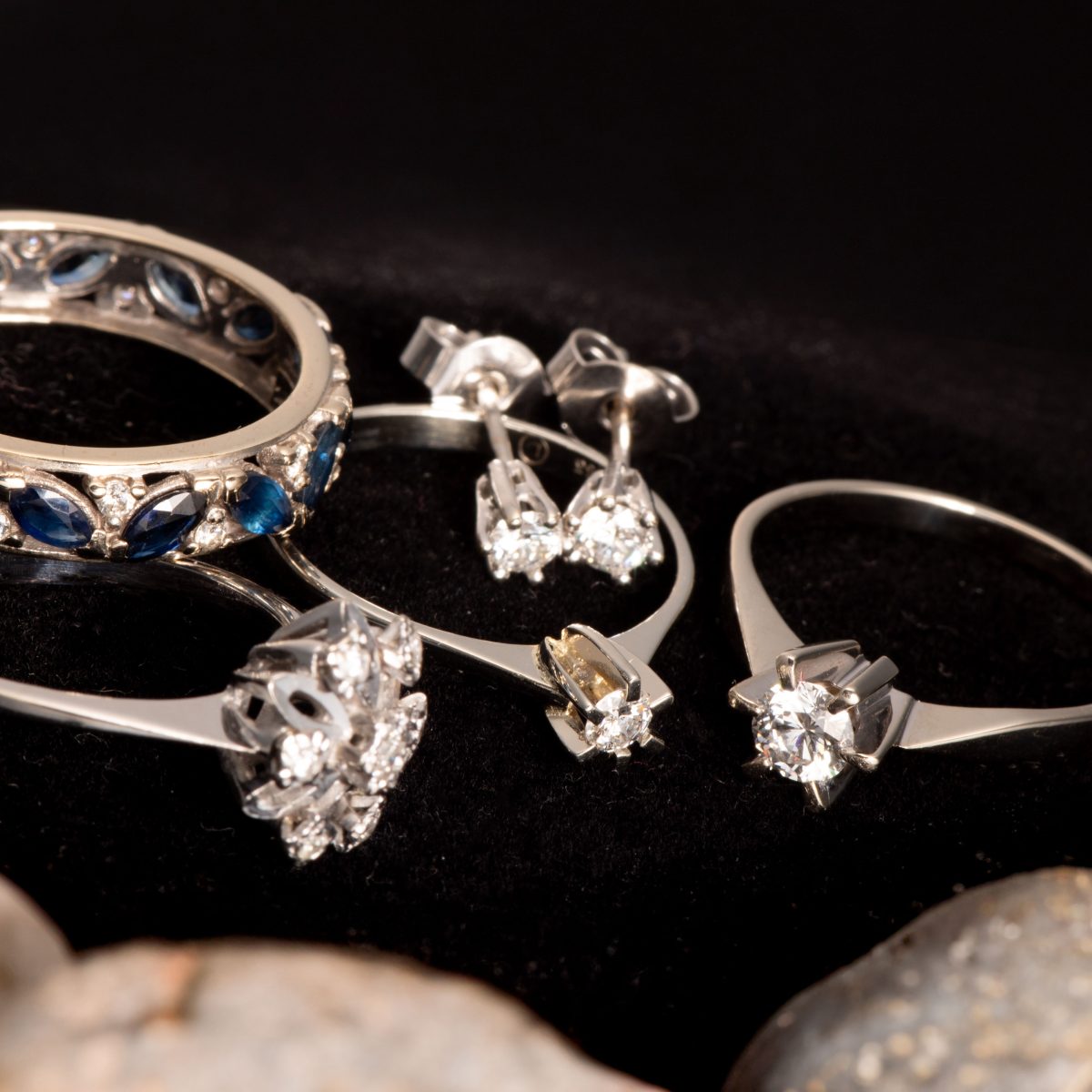 Safirring, hvitt gull, diamanter (0,25 ct.) - Bilde 3