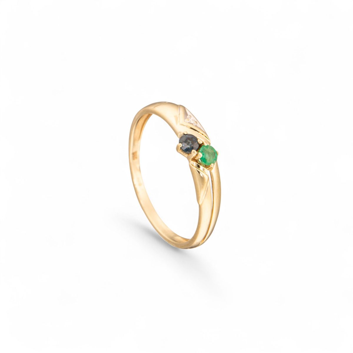 Ring, gult gull, smaragd, topas, diamant