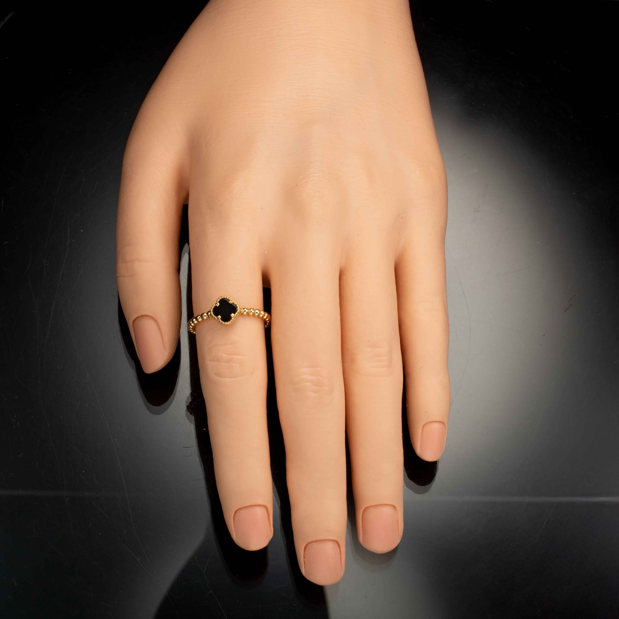 Kløverring, gult gull, onyx - Bilde 4