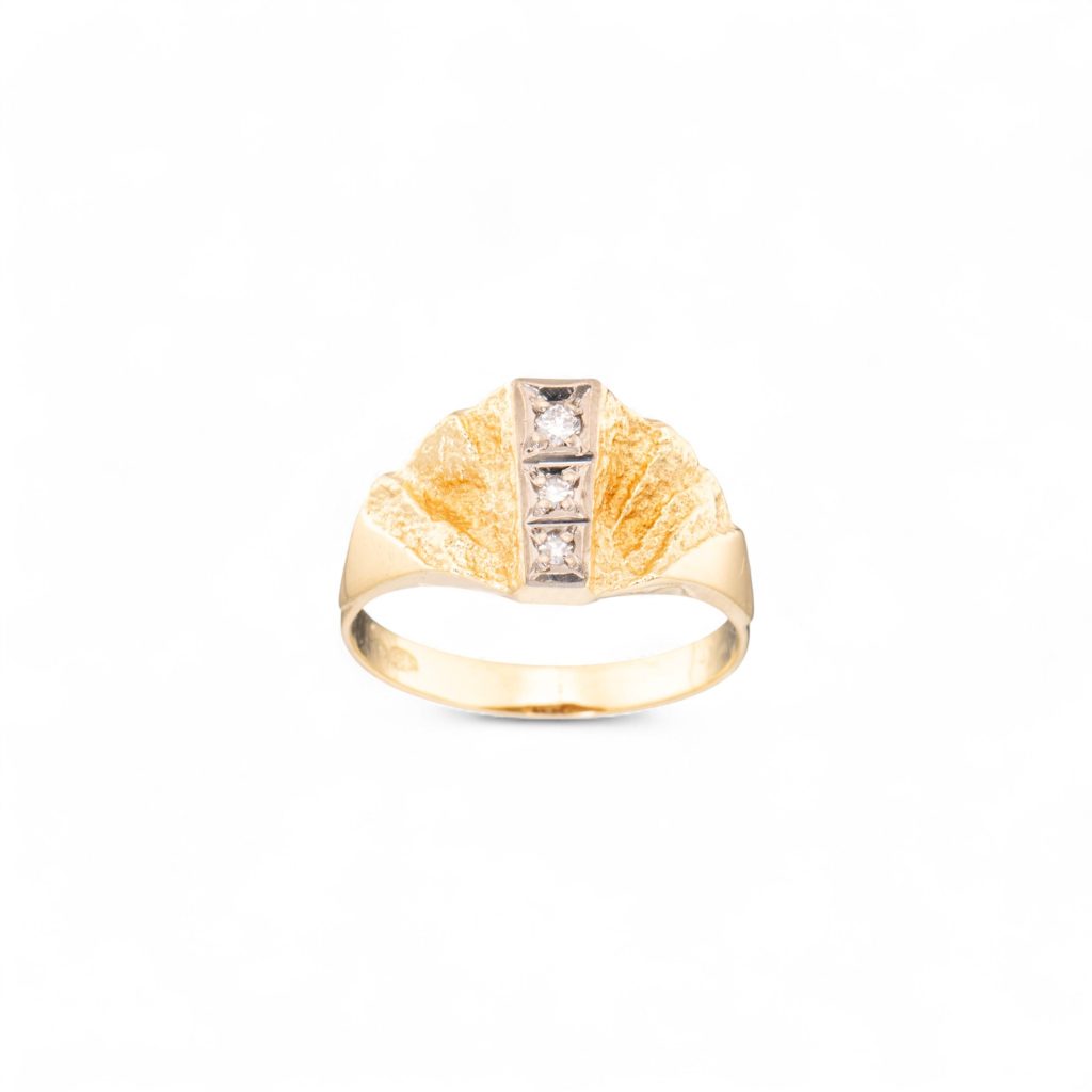 Ring, gult gull, diamanter (0,06 ct.)