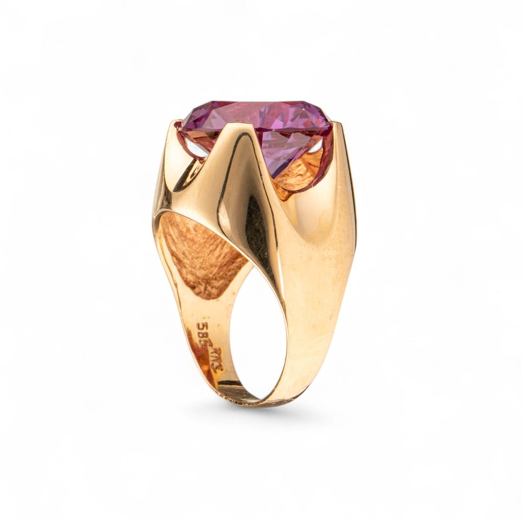Ring, gult gull, fargesten