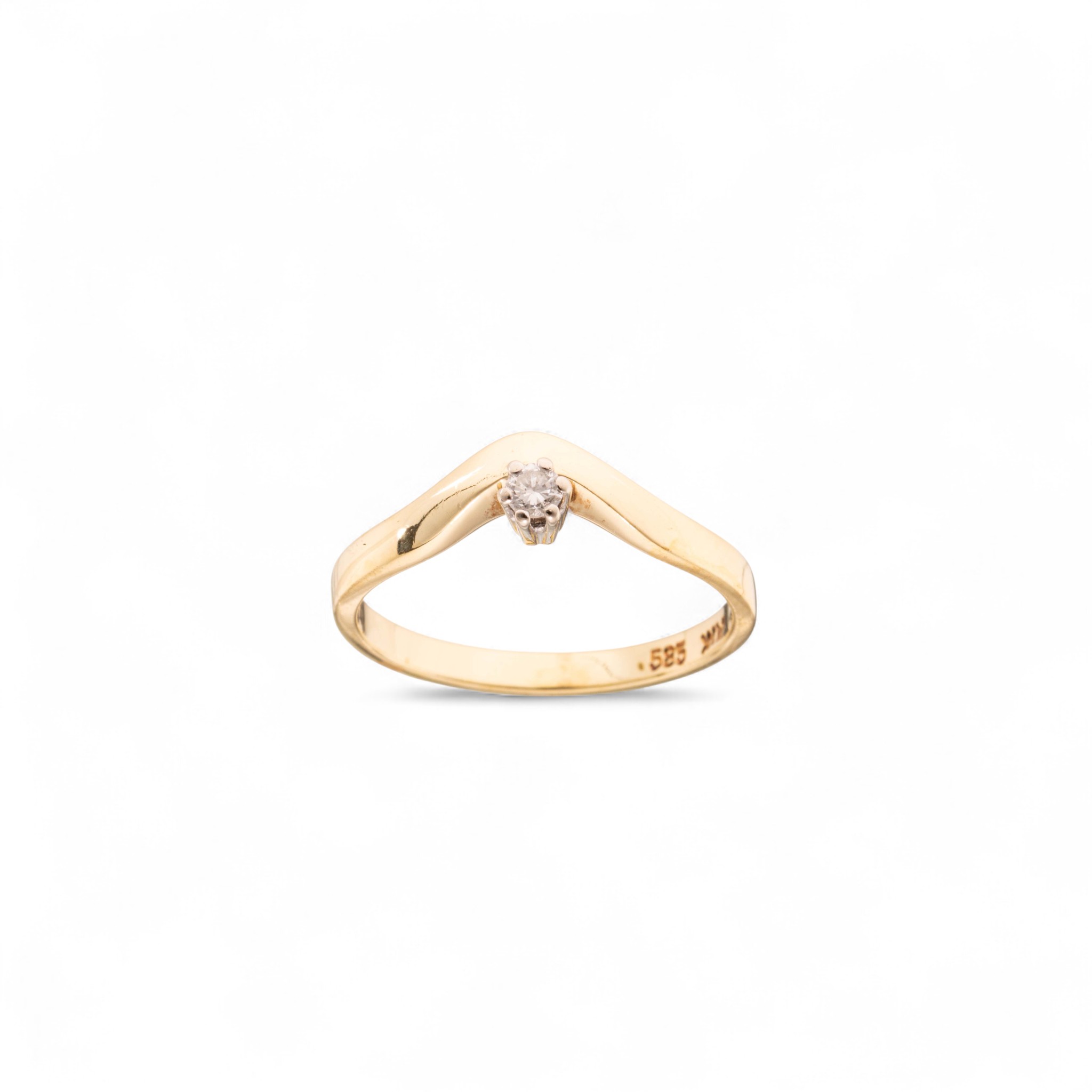 RIng, gult gull, diamant (0,08 ct.)