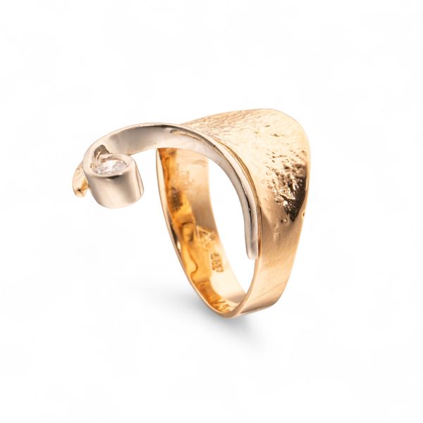 Ring, gull, diamant (0,20 ct.)