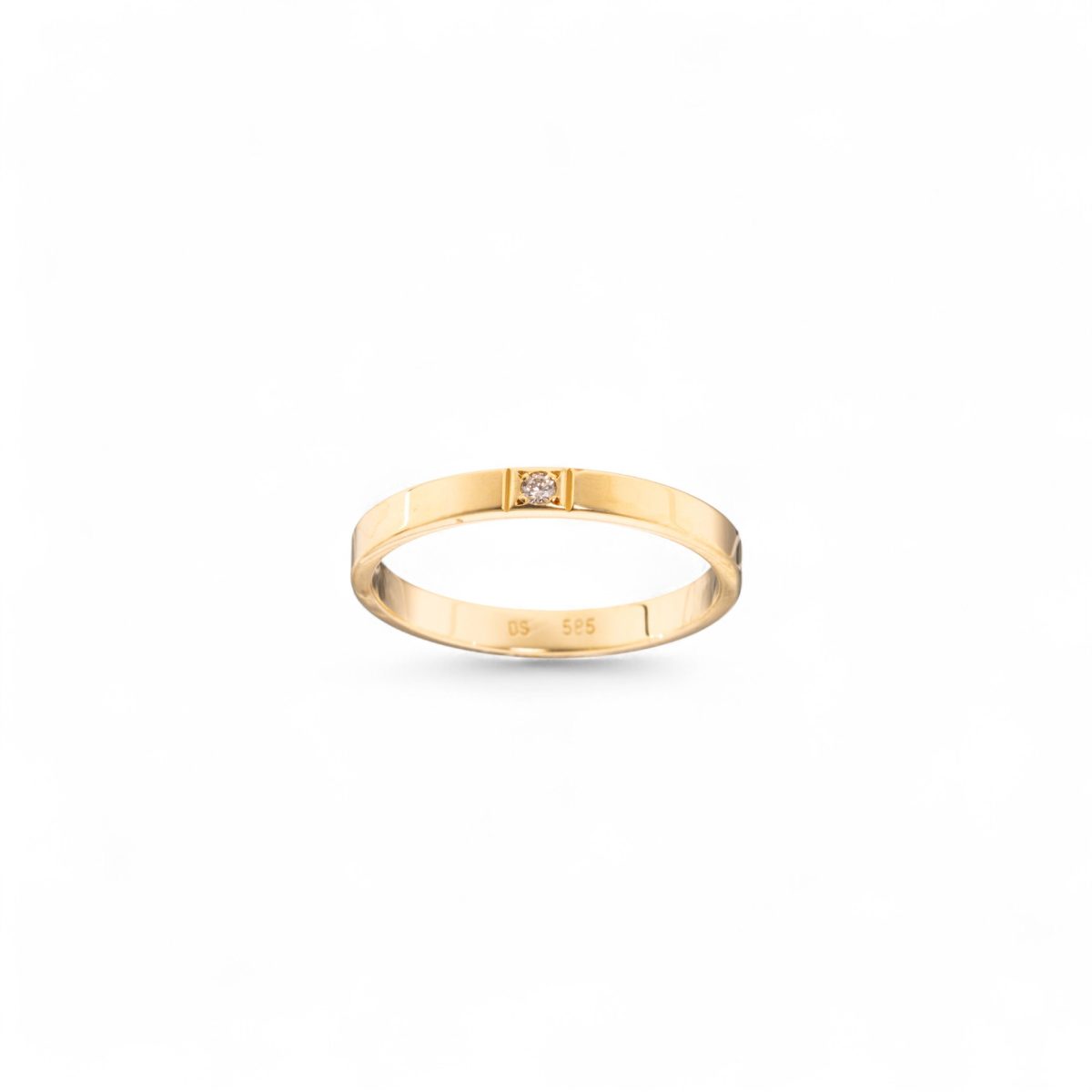 Diamantring (0,015 ct.), gult gull