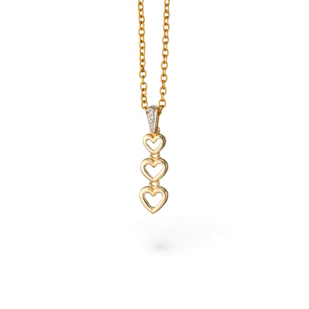 Hjerteanheng, gult gull, diamant (0,005 ct.)