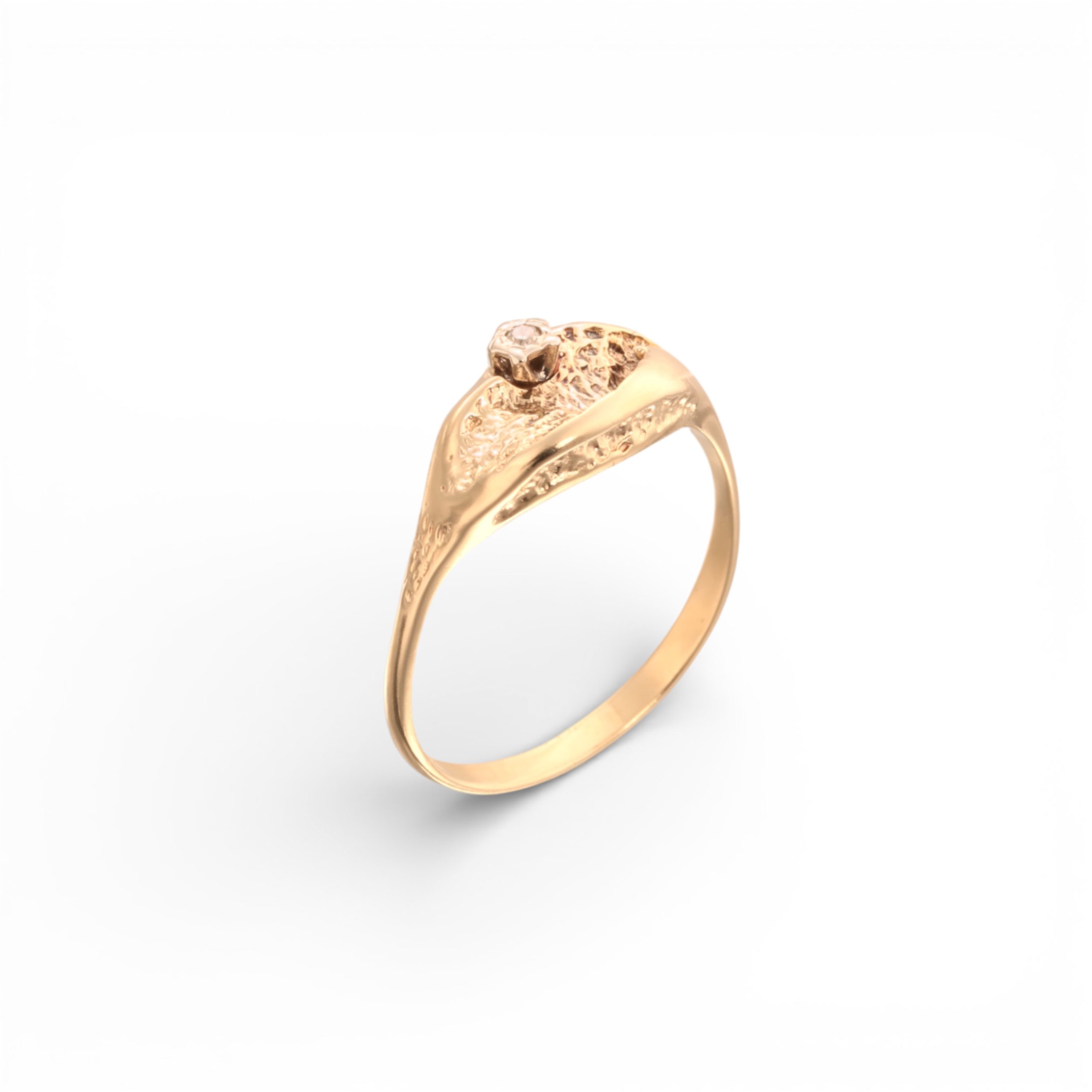 Ring, gult gull, diamant (0,01 ct.) - Bilde 2